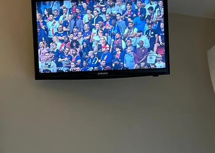 Couette-café Cocooning Centre Des Sables D'olonne Quartier Gare Saint Michel Située à 1 Kilomètre Du Remblai Les Sables-dʼOlonne