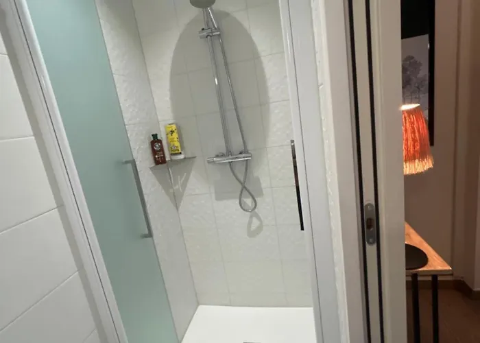 Cocooning Centre Des Sables D'olonne Quartier Gare Saint Michel Située à 1 Kilomètre Du Remblai Couette-café