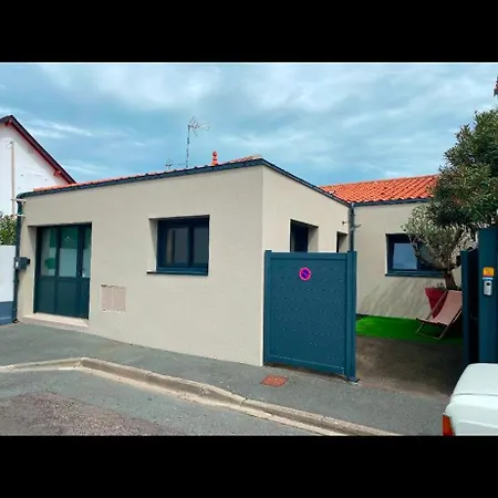 לינה וארוחת בוקר Cocooning Centre Des Sables D'olonne Quartier Gare Saint Michel Situee A 1 Kilometre Du Remblai Les Sables-dʼOlonne