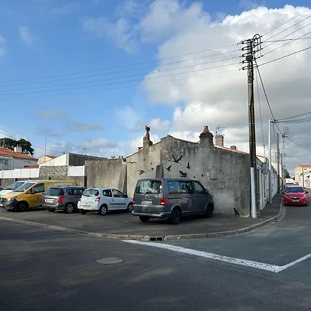 Cocooning Centre Des Sables D'olonne Quartier Gare Saint Michel Situee A 1 Kilometre Du Remblai *